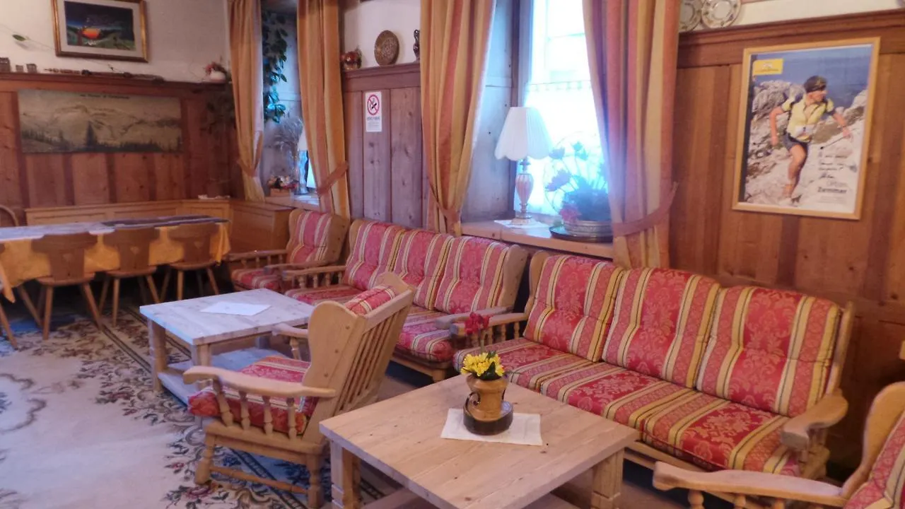 Hotel Pordoi - Fam Furgler アラッバ 2*,